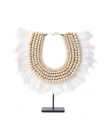Collier Papou Munduk - en perles de bois et plumes blanche